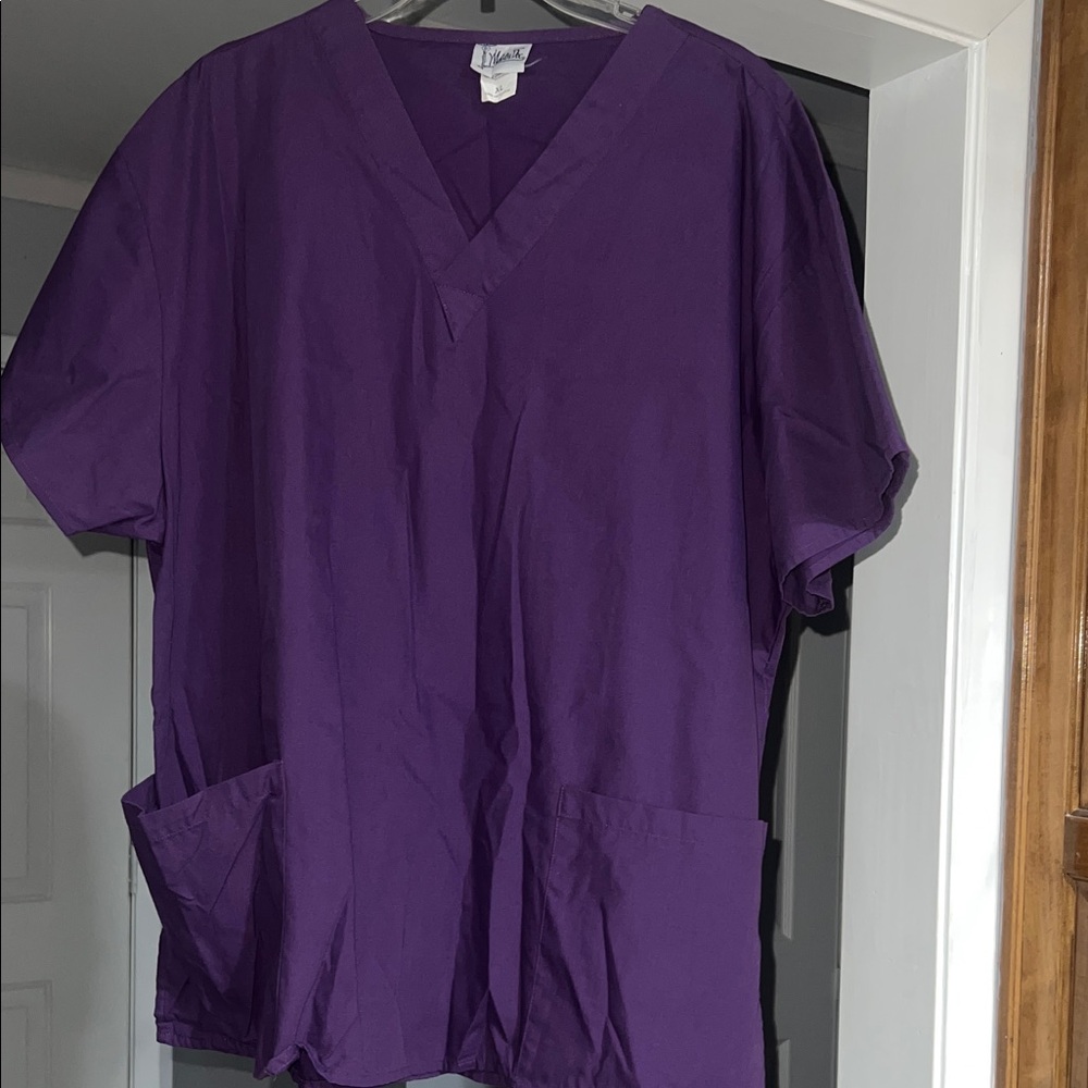 Malibu Doc Women’s V-Neck Purple Short Sleeve Scrub Top